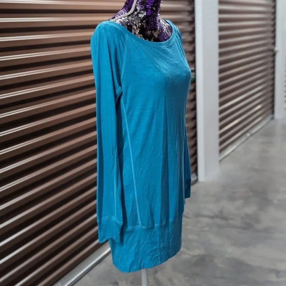 Nike Women's Small Blue DriFit Long Sleeve Tunic Shirt‎ Normcore Athleisure